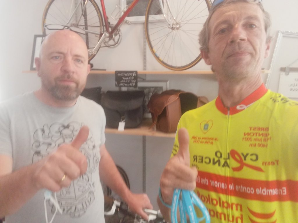L'Atelier Vélo à Argenton sur Creuse. Merci pour votre accueil et votre soutien à la teamcyclocancer