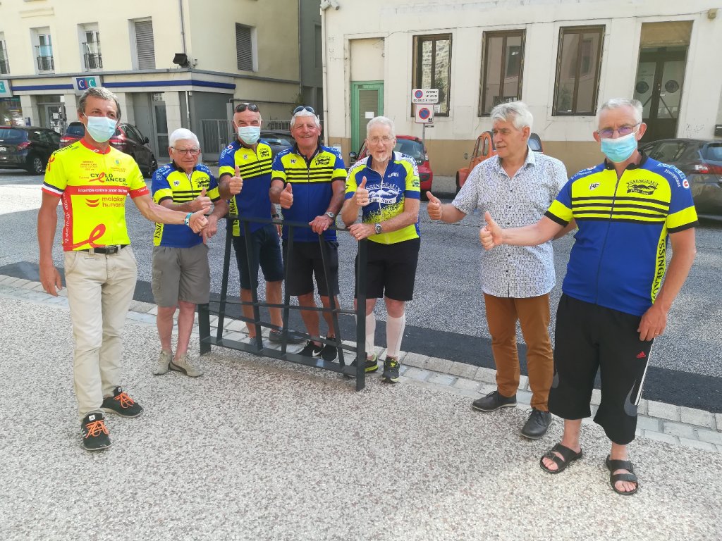 Merci à Monsieur le Maire Pierre Liogier et au club cyclotourisme d'Issengieux pour votre soutien à la teamcyclocancer.